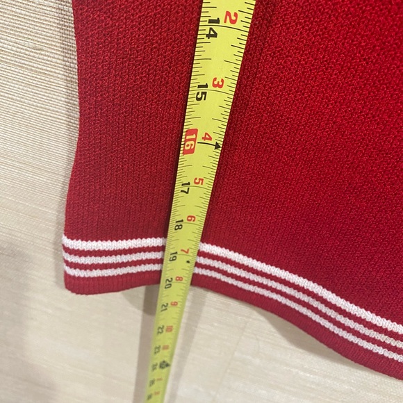 ST. JOHN Red scoop neck sleeveless knit top - Picture 7 of 9